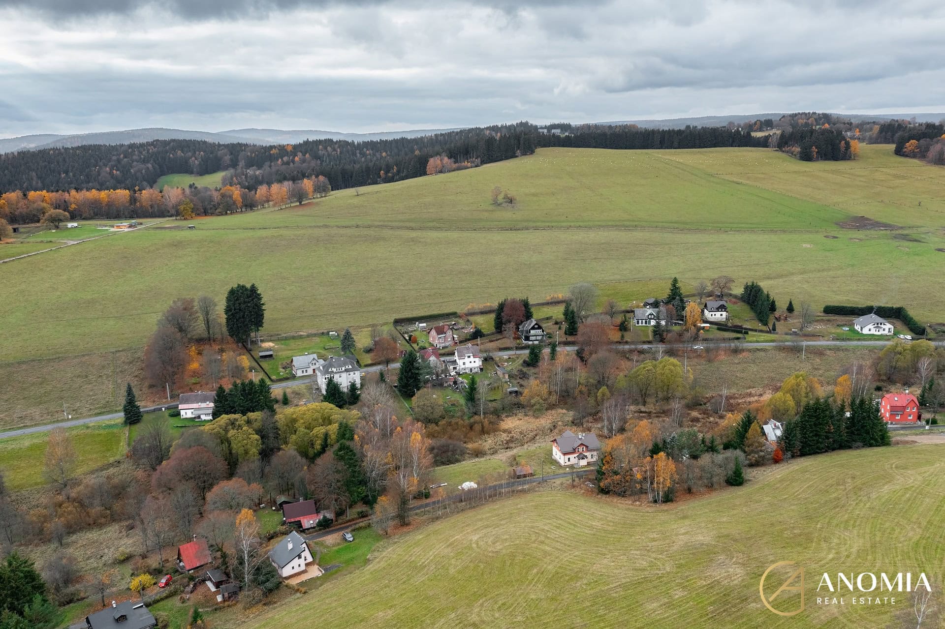1920x1920wm2404202128-6b218-prodej-rodinneho-domu-180-m2-pozemek-3-414-m2-dji-0203-8b00247aa0-3824566794