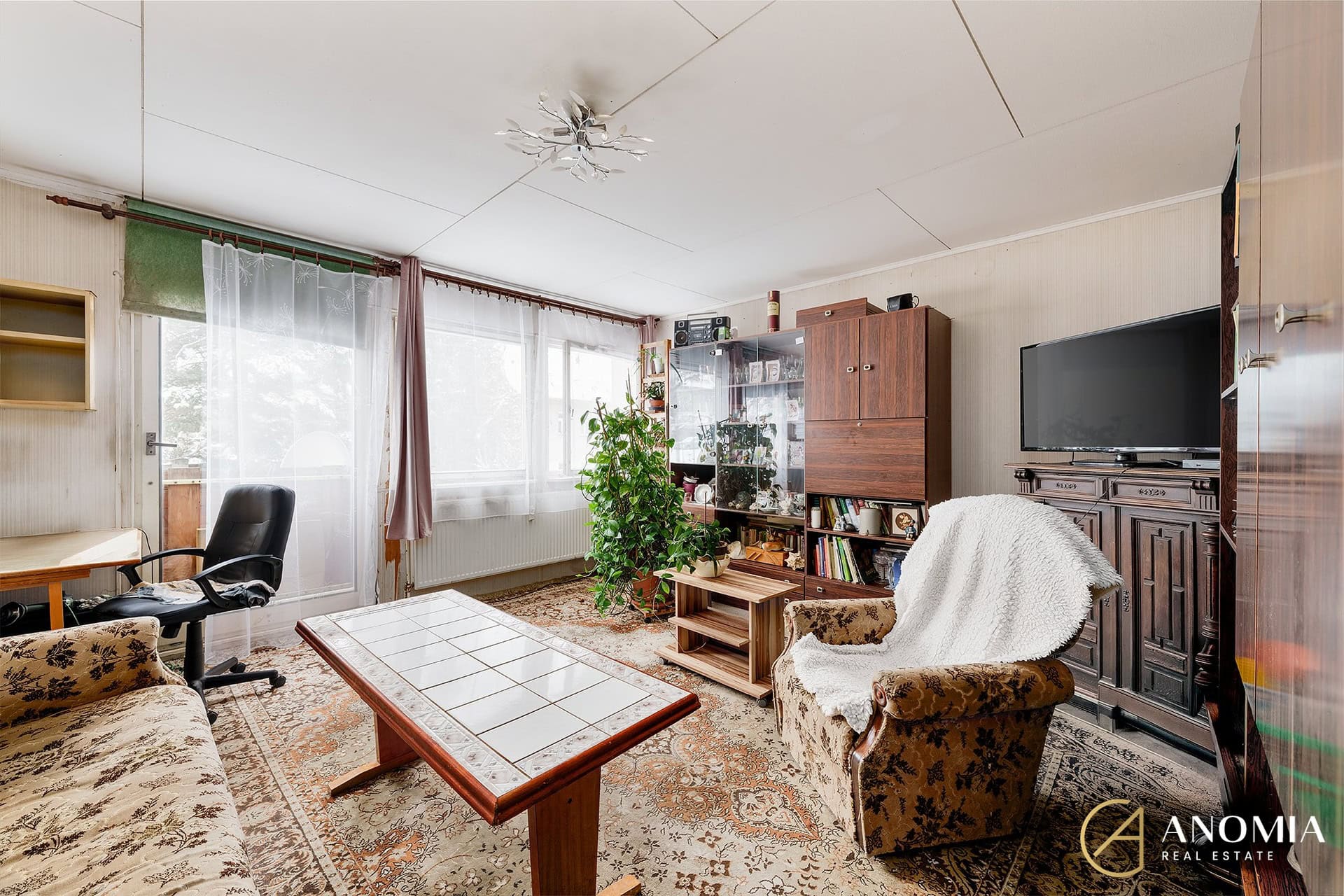 1920x1920wm2404202128-1a522-prodej-bytu-3-kk-65-m2-jindrichuv-hradec-otin-dsc00031-726a247aa0-1520905799