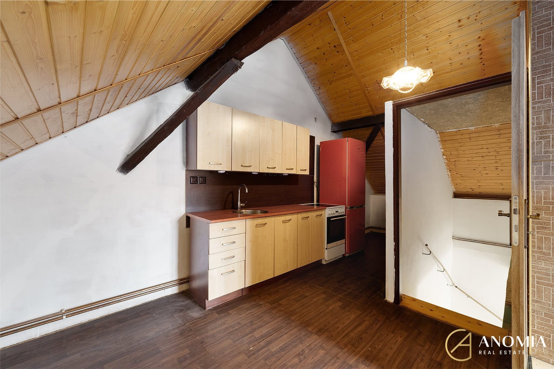 1920x1920wm2404202128-3462b-prodej-rodinneho-domu-200-m2-hostomice-pod-brdy-dsc07872-28f1247aa0-3233921387