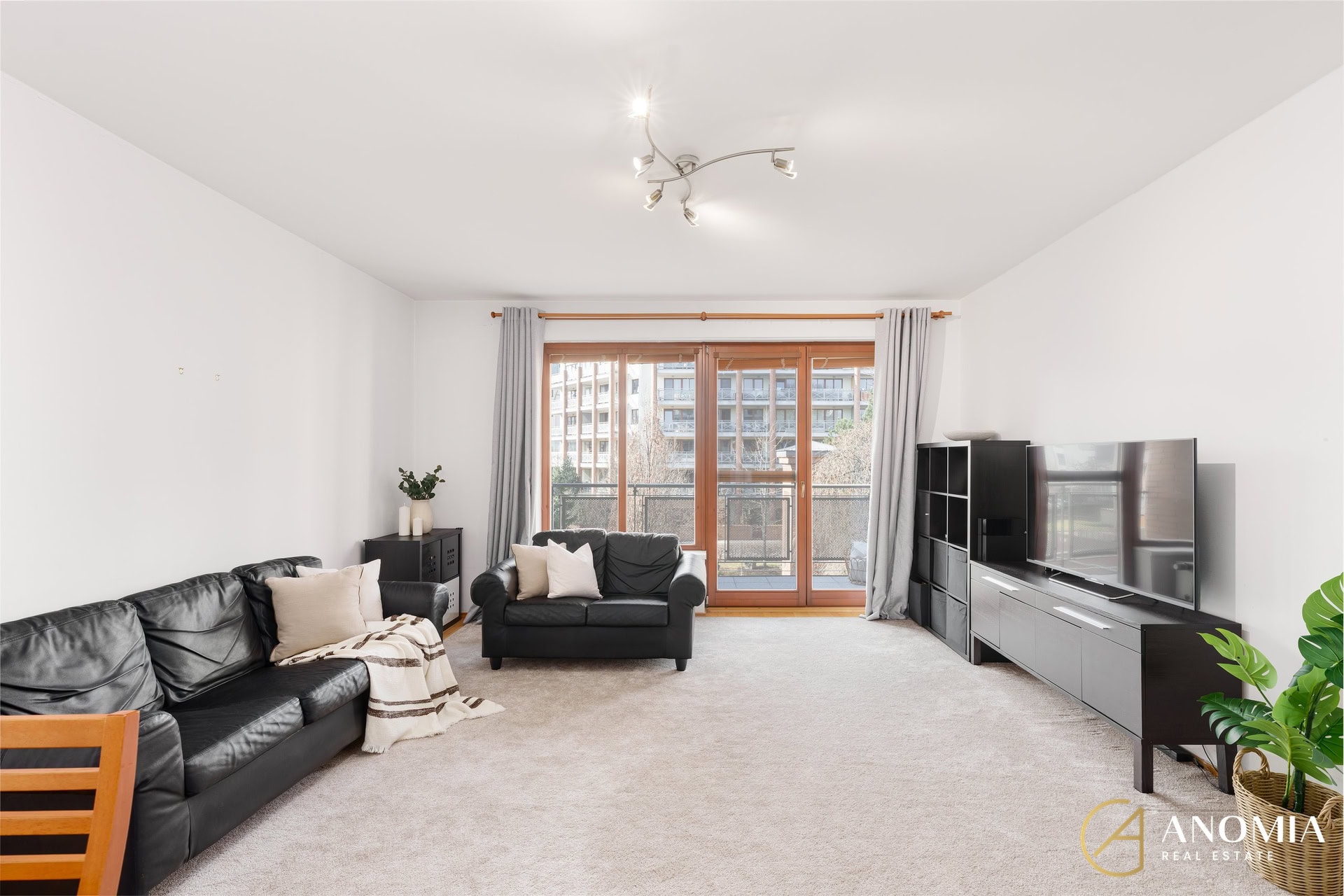 1920x1920wm2404202128-7ee13-prodej-bytu-3-kk-88-m2-s-lodzii-10m2-parkovacim-stanim-a-velkym-sklepem-praha-dejvice-dsc04601-32ab247aa0-3728015946