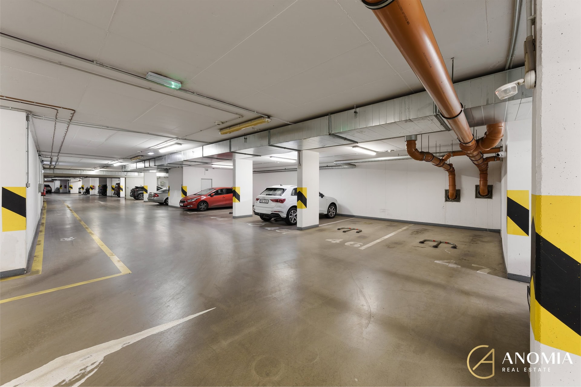 1920x1920wm2404202128-9c6bd-prodej-bytu-3-kk-88-m2-s-lodzii-10m2-parkovacim-stanim-a-velkym-sklepem-praha-dejvice-dsc04696-9307247aa0-3287577257