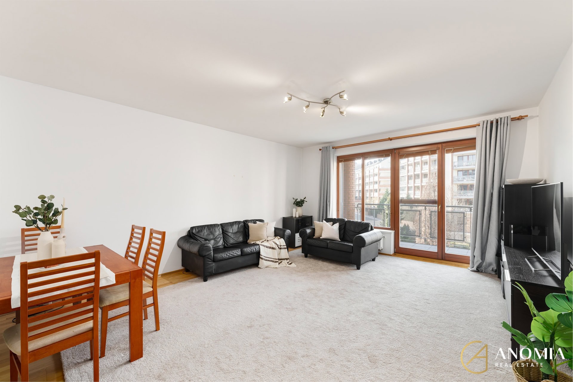 1920x1920wm2404202128-d7ed0-prodej-bytu-3-kk-88-m2-s-lodzii-10m2-parkovacim-stanim-a-velkym-sklepem-praha-dejvice-dsc04590-169b247aa0-1776686262