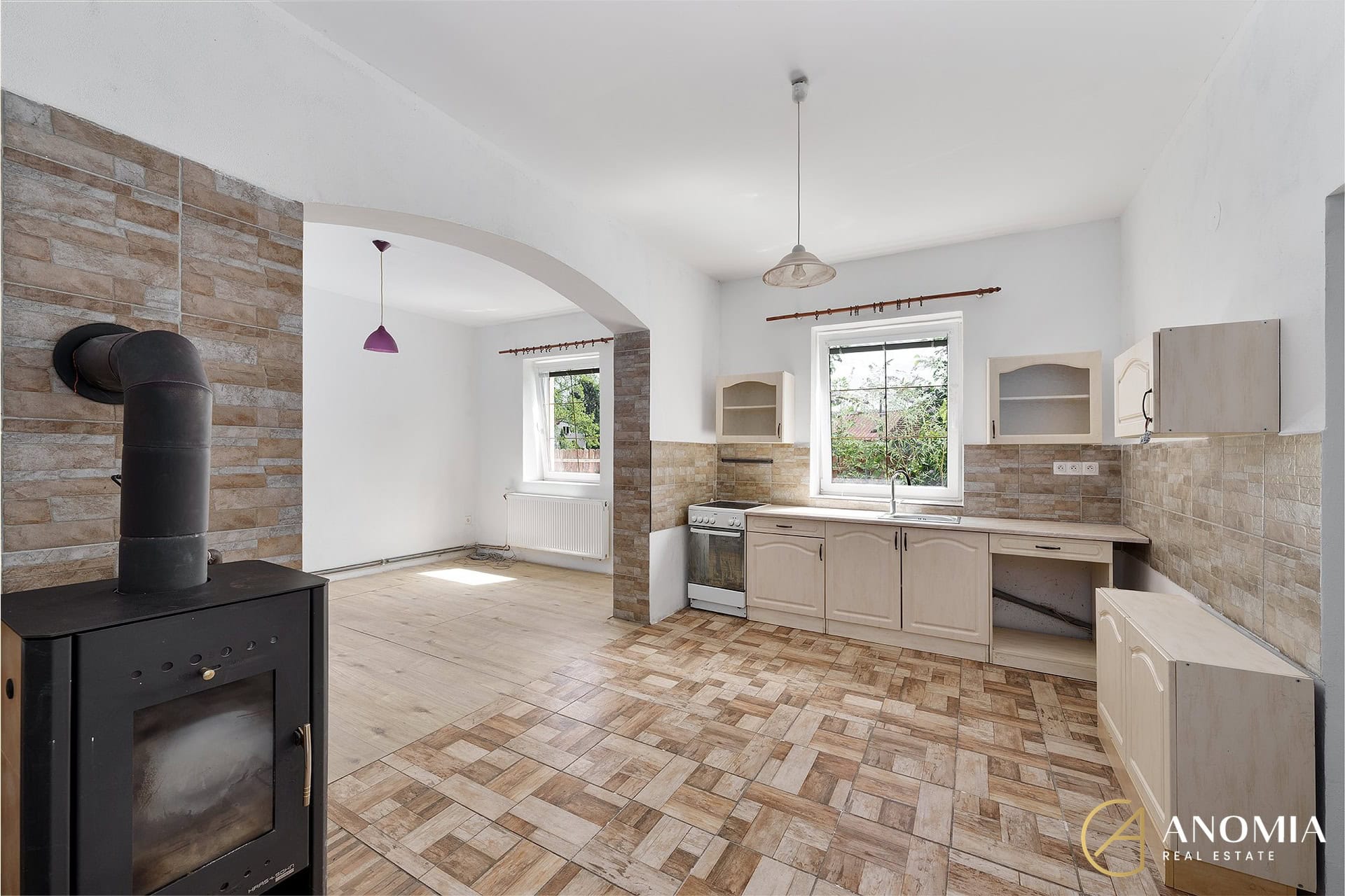 1920x1920wm2404202128-dc615-prodej-rodinneho-domu-200-m2-hostomice-pod-brdy-dsc07824-de6b247aa0-2848939125