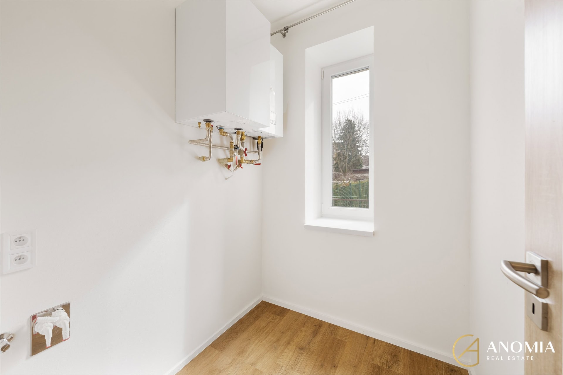 1920x1920wm2404202128-f4cd1-prodej-bytu-3-kk-102-m2-plzen-jizni-predmesti-dsc00197-367c247aa0-1020032438