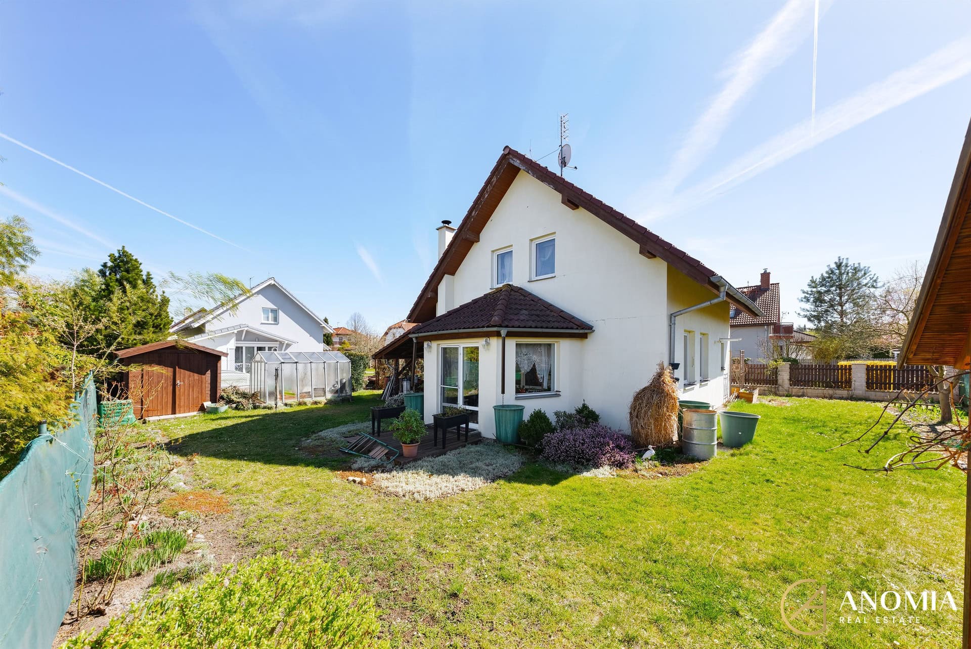 1920x1920wm2404202128-238ef-prodej-rodinneho-domu-3-kk-11577-m2-pozemek-460-m2-kvetnice-u-prahy-dsc00894-13b53bf9d0-3512506193