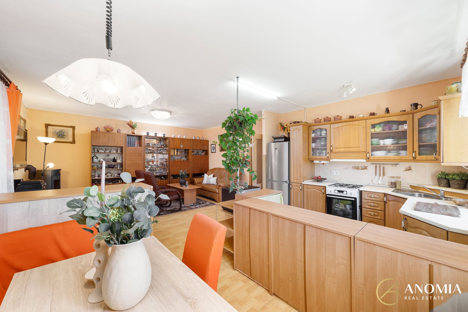 1920x1920wm2404202128-36955-prodej-rodinneho-domu-3-kk-11577-m2-pozemek-460-m2-kvetnice-u-prahy-dsc00970-d0db3bf9d0-885798349