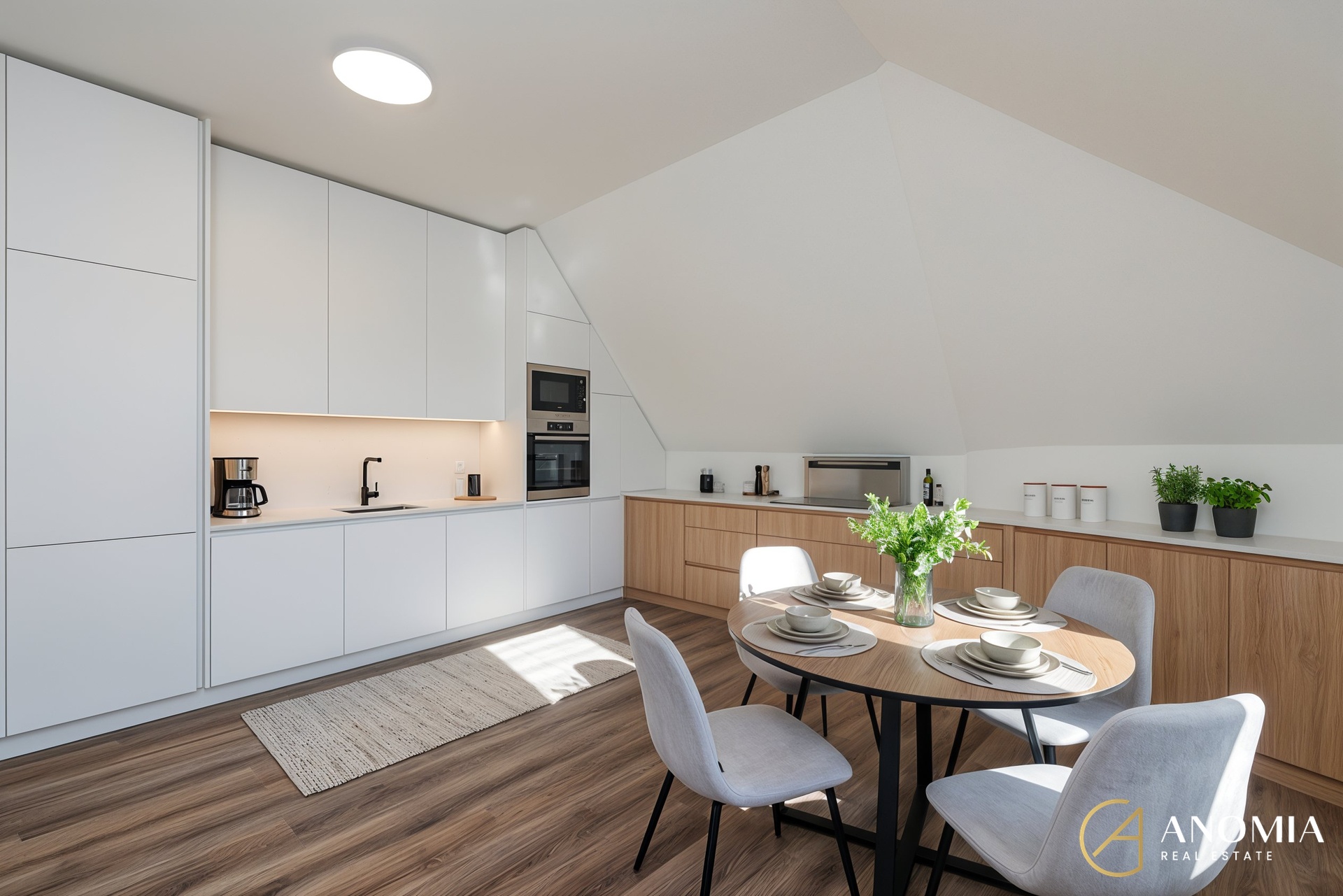 1920x1920wm2404202128-4a756-prodej-rodinneho-domu-152-m2-brno-malomerice-vs-kuchyn-46b2247aa0-2964145739