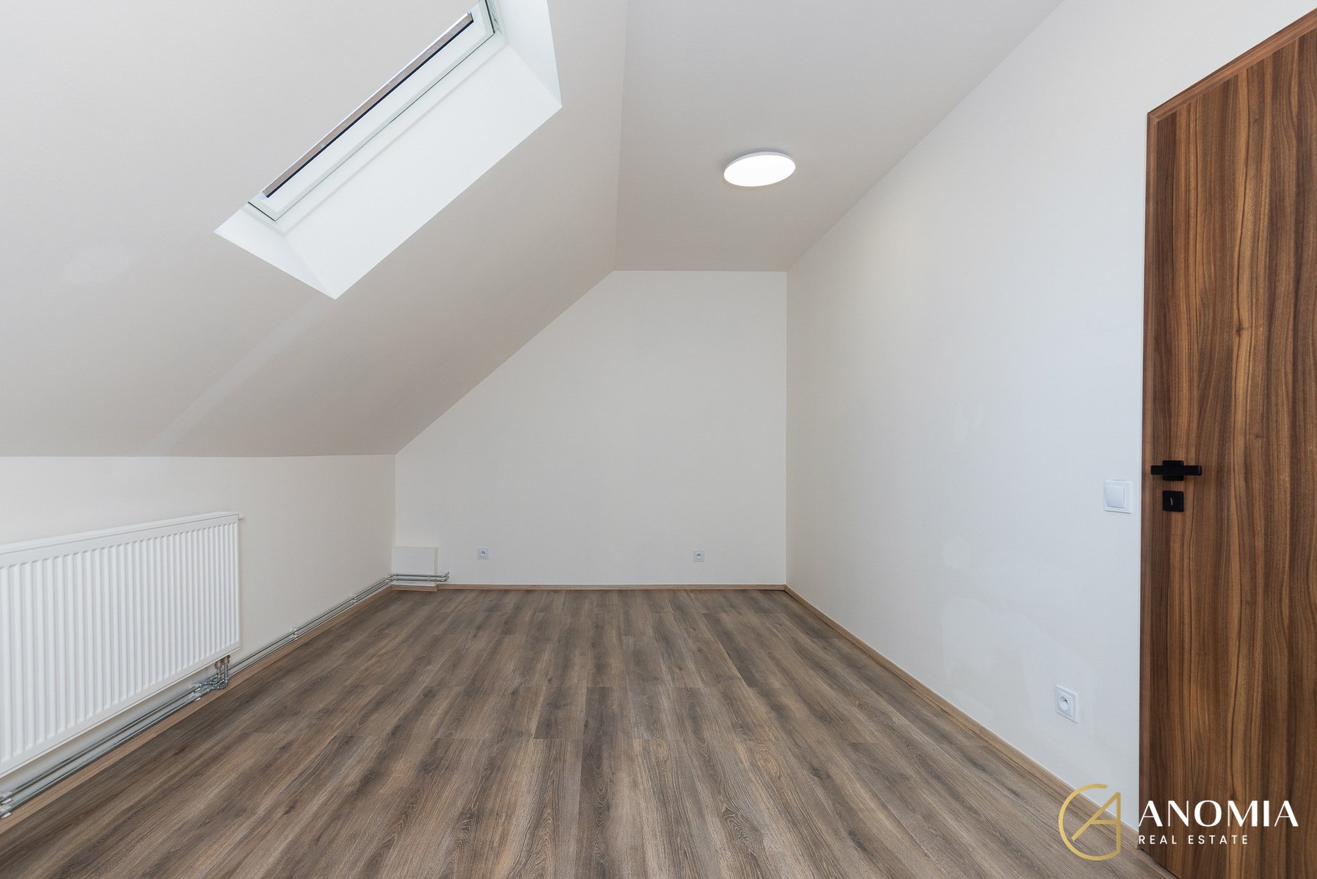 1920x1920wm2404202128-c8c30-prodej-rodinneho-domu-152-m2-brno-malomerice-oby-va-k-cee4247aa0-1724811348