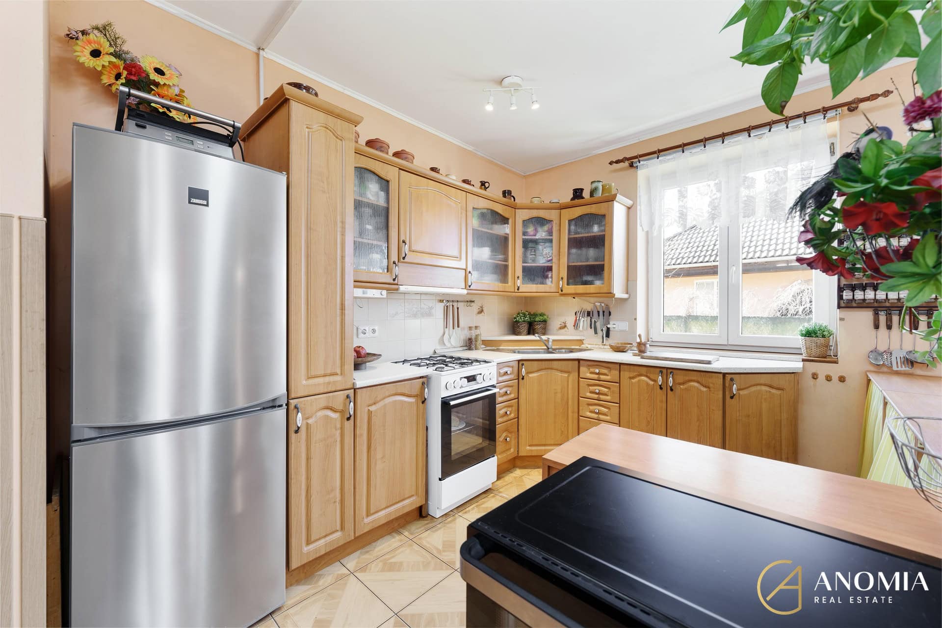 1920x1920wm2404202128-d8103-prodej-rodinneho-domu-3-kk-11577-m2-pozemek-460-m2-kvetnice-u-prahy-dsc00930-42213bf9d0-3069738328