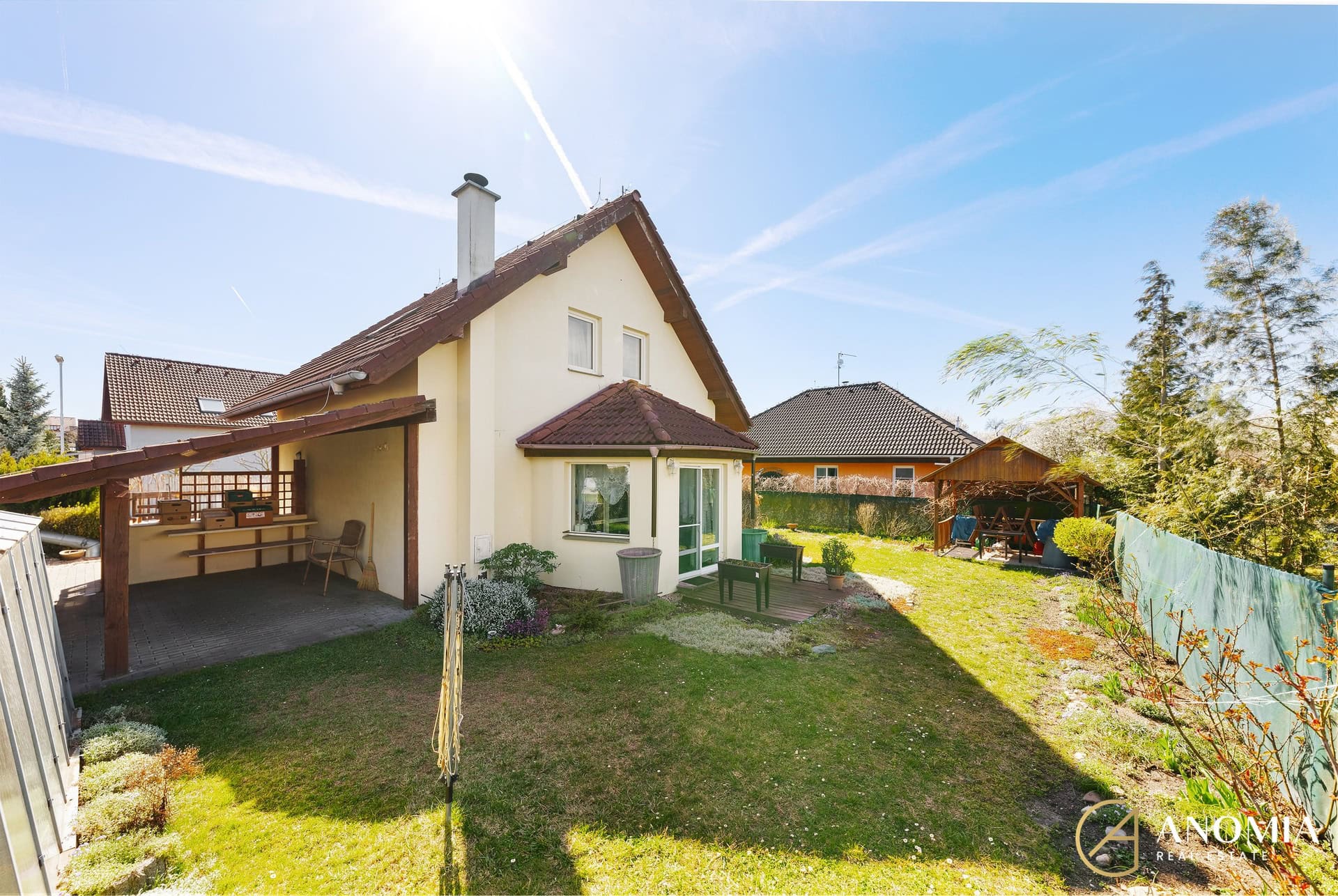 1920x1920wm2404202128-da992-prodej-rodinneho-domu-3-kk-11577-m2-pozemek-460-m2-kvetnice-u-prahy-dsc00899-bf6b3bf9d0-1759690538