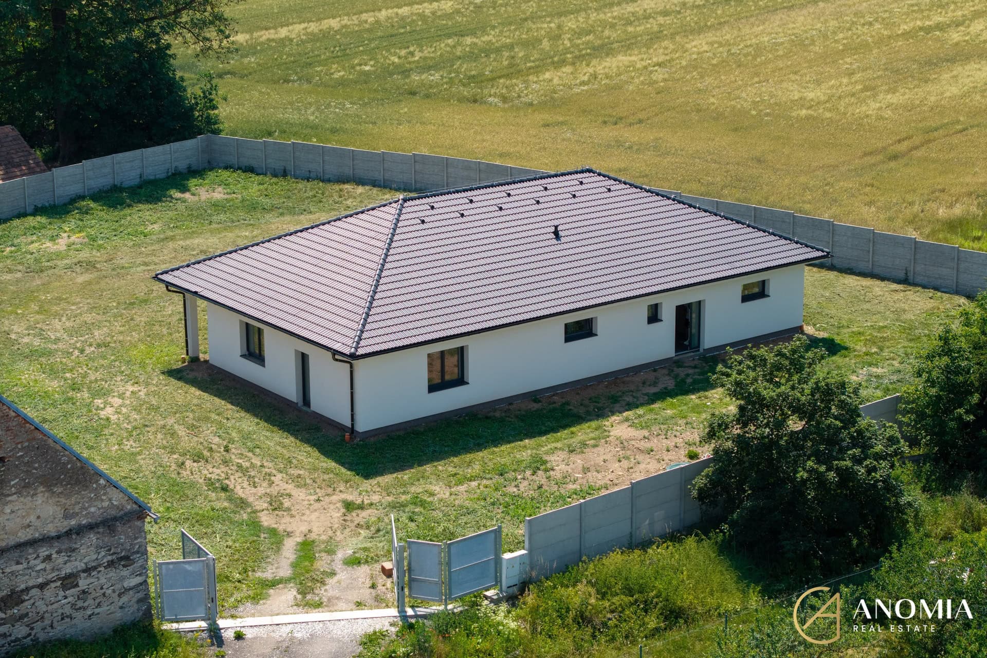 1920x1920wm2404202128-82958-prodej-rodinneho-domu-189-m2-osek-mala-turna-5kk-strakonice-fotky-4-of-65-abec3bf9d0-3000144767