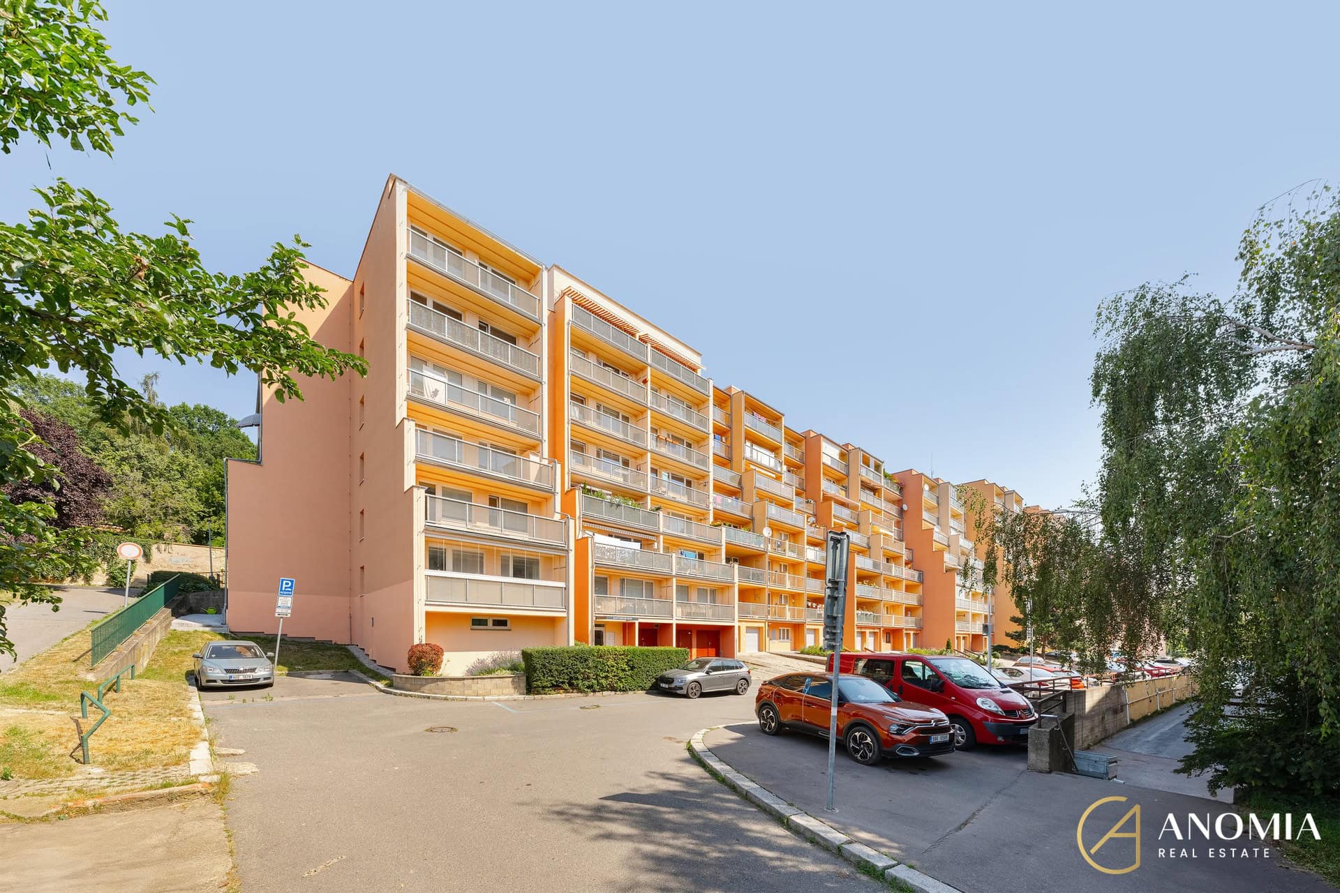 1920x1920wm2404202128-8d6c5-prodej-bytu-4-kk-124-m2-praha-brevnov-dsc09396-dc653bf9d0-1071690847