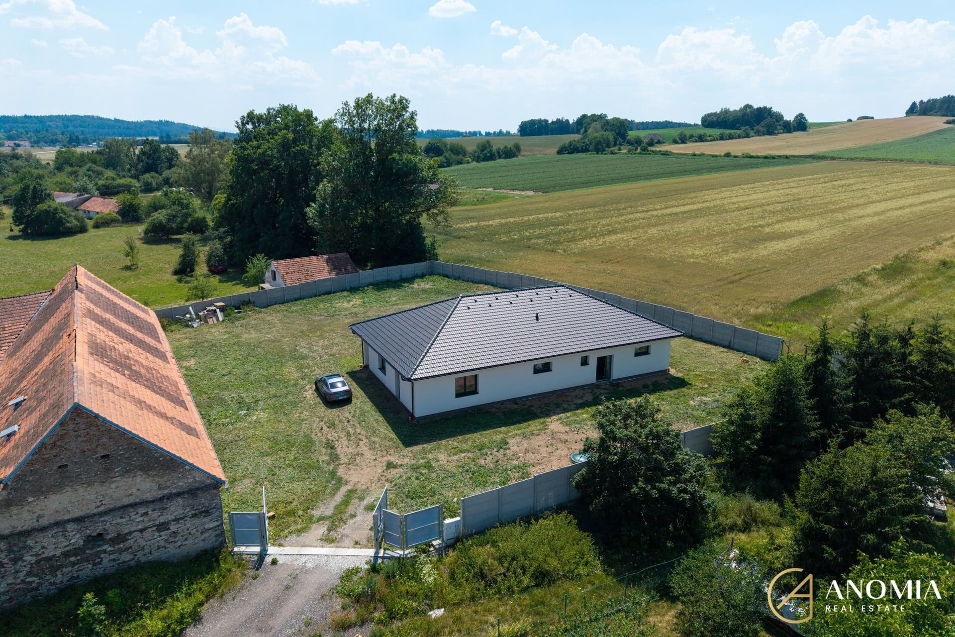 1920x1920wm2404202128-d8446-prodej-rodinneho-domu-189-m2-osek-mala-turna-5kk-strakonice-fotky-6-of-65-d59b3bf9d0-1243729342