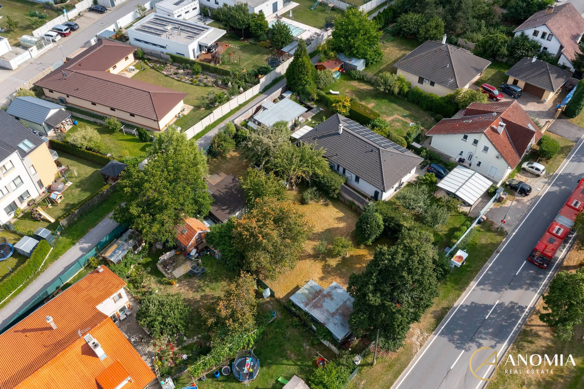 1920x1920wm2404202128-7cd23-prodej-pozemku-pro-vystavbu-rodinneho-domu-756-m2-vcelna-dji-0202-1c3c3bf9d0-4166099436