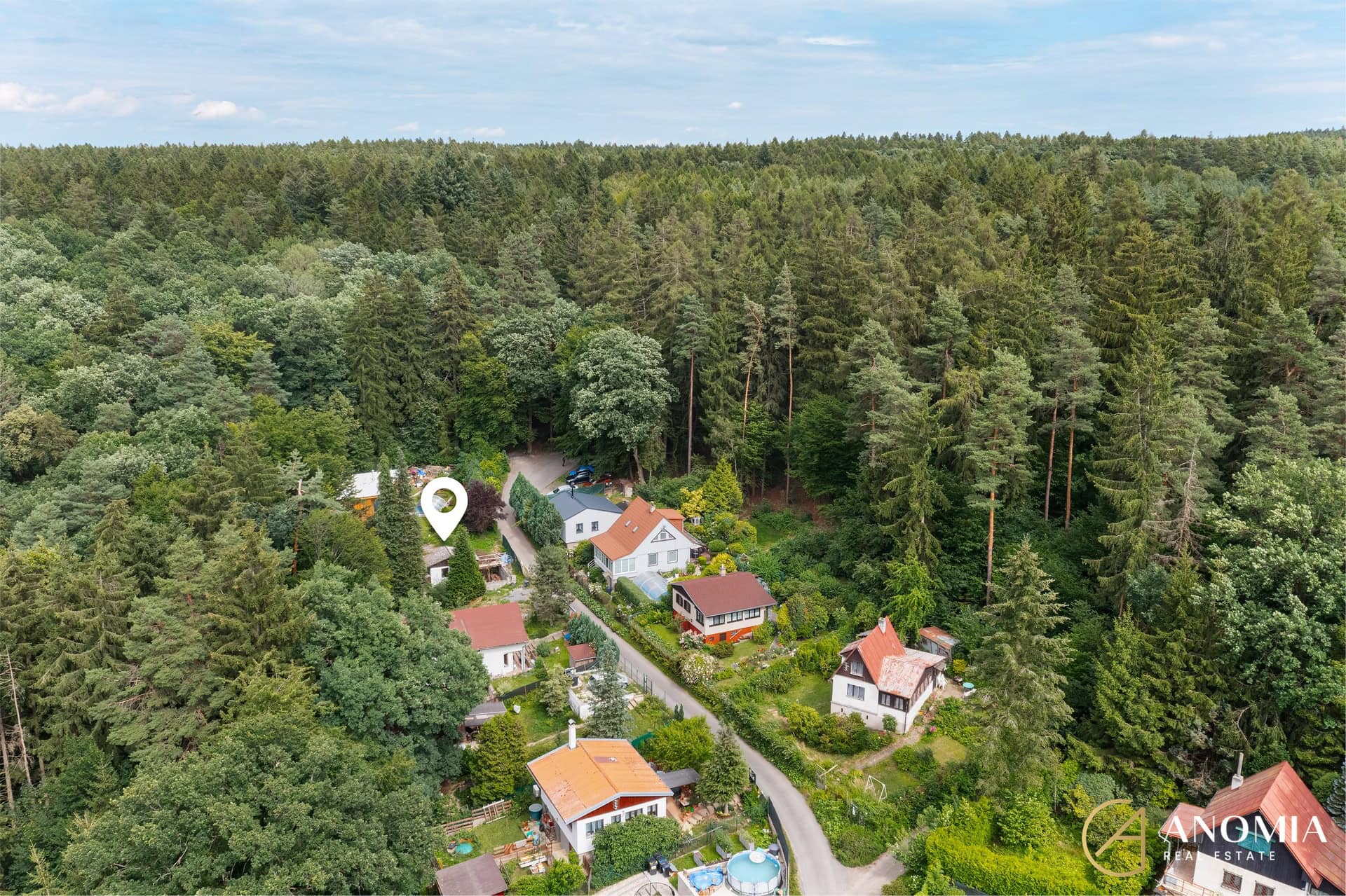 1920x1920wm2404202128-cf6ec-prodej-pozemku-457-m2-brezi-u-rican-dji-0803-cc2b3bf9d0-3191349695