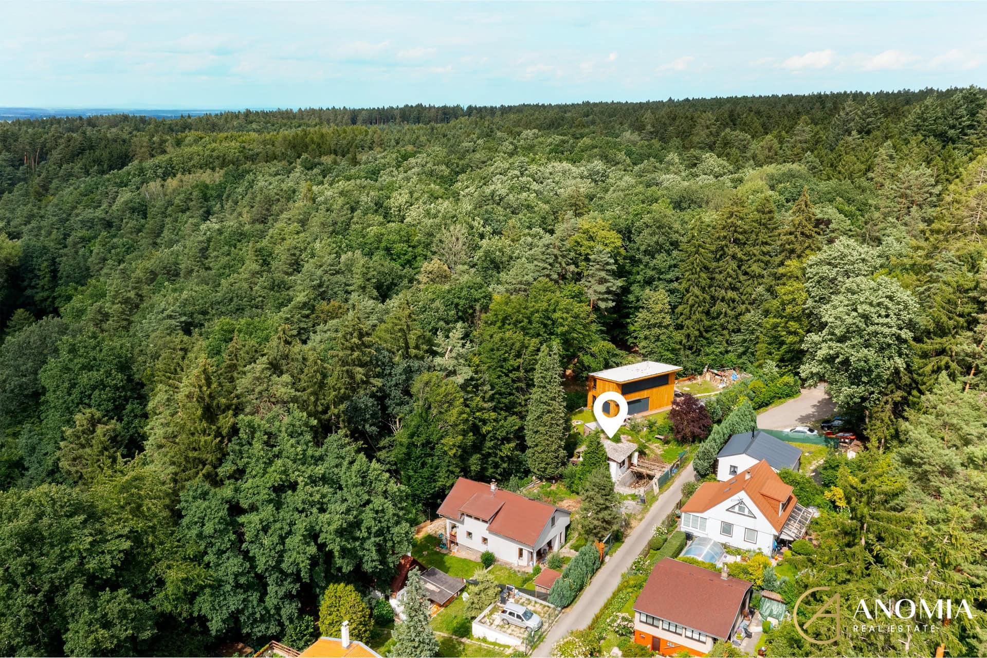 1920x1920wm2404202128-e56fb-prodej-pozemku-457-m2-brezi-u-rican-dji-0798-28b93bf9d0-418747063