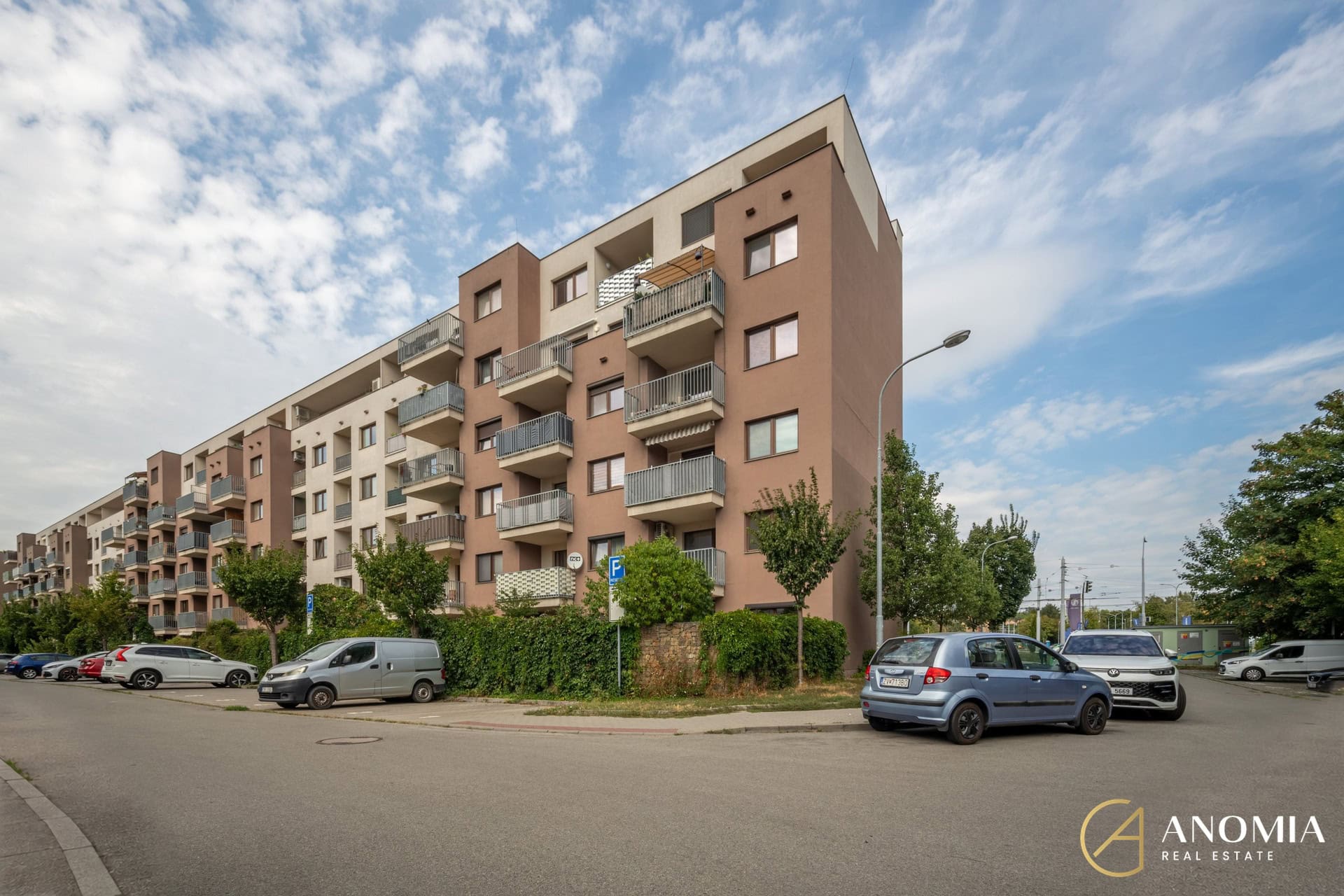 1920x1920wm2404202128-86f61-prodej-bytu-2-kk-52-m2-brno-slatina-dsc06267-hdr-8d463bf9d0-2039676555